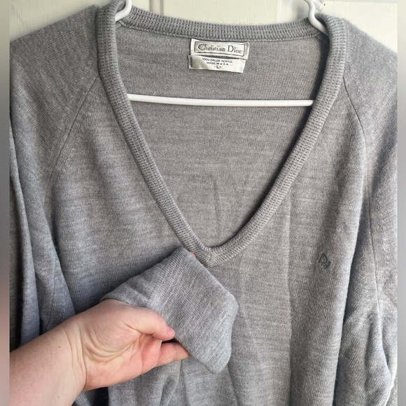 Christian Dior Men’s Vintage Grey Acrylic Made in USA‎ Knit Vneck Sweater Sz L - Picture 4 of 6